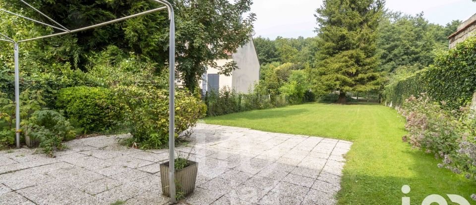 Maison 6 pièces de 114 m² à Valmondois (95760)