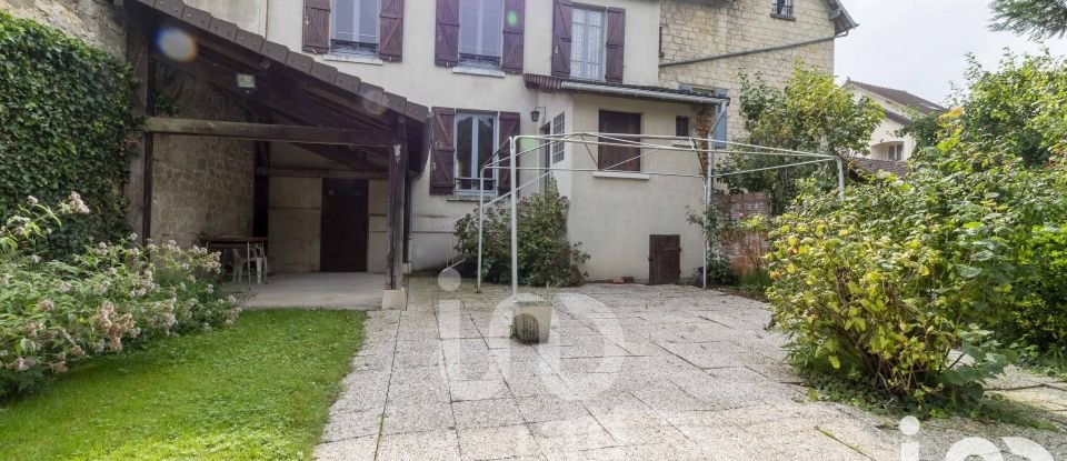 Maison 6 pièces de 114 m² à Valmondois (95760)