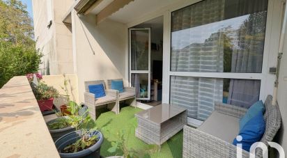 Apartment 3 rooms of 67 m² in Massy (91300)