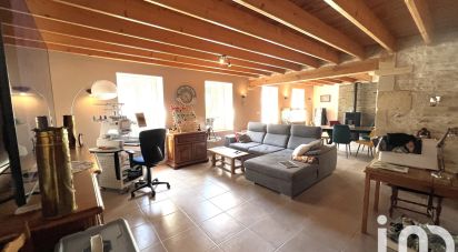 House 4 rooms of 172 m² in Saint-Aubin-de-Blaye (33820)