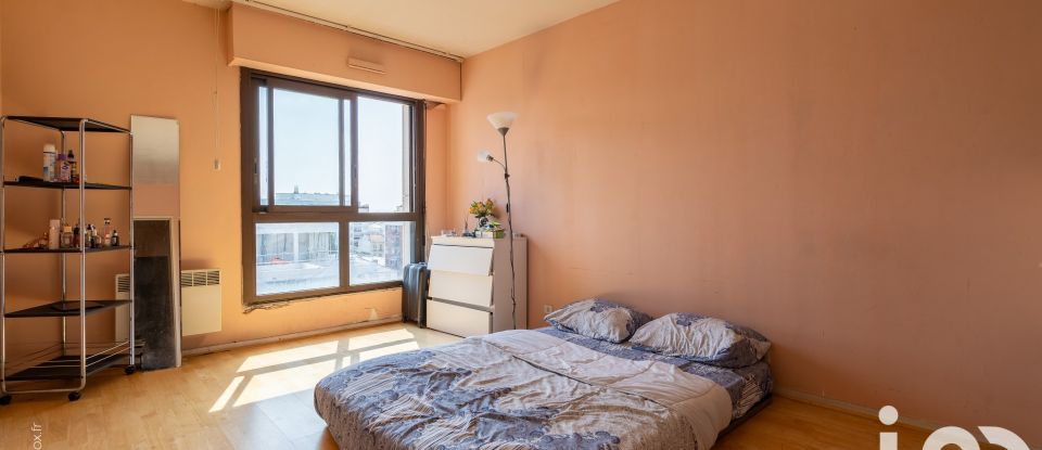 Appartement 5 pièces de 113 m² à Paris (75020)