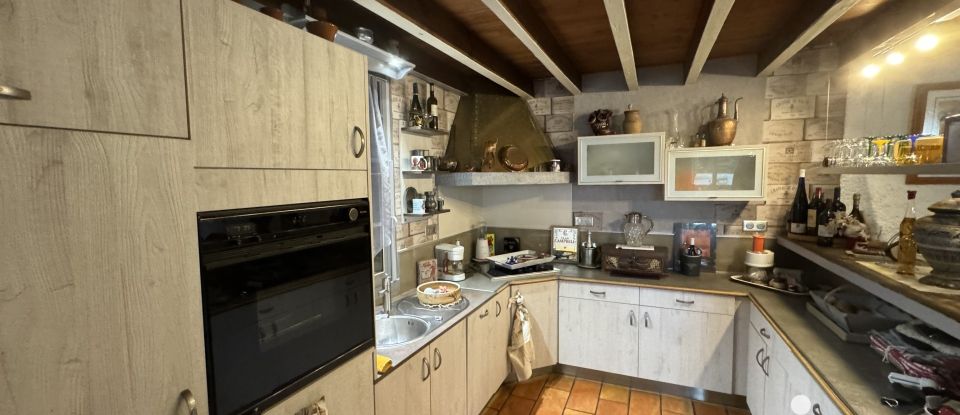 Maison de campagne 7 pièces de 210 m² à Orthez (64300)