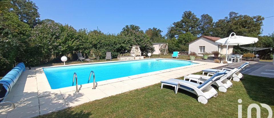 Country house 6 rooms of 175 m² in Maisonnais (18170)