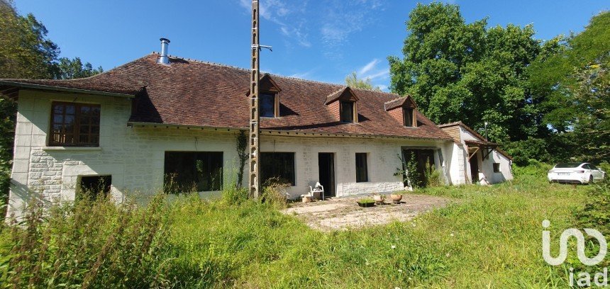 Maison de campagne 9 pièces de 320 m² à Gréez-sur-Roc (72320)