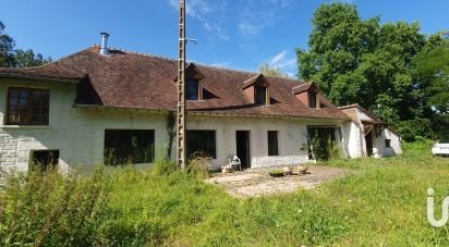 Country house 9 rooms of 320 m² in Gréez-sur-Roc (72320)