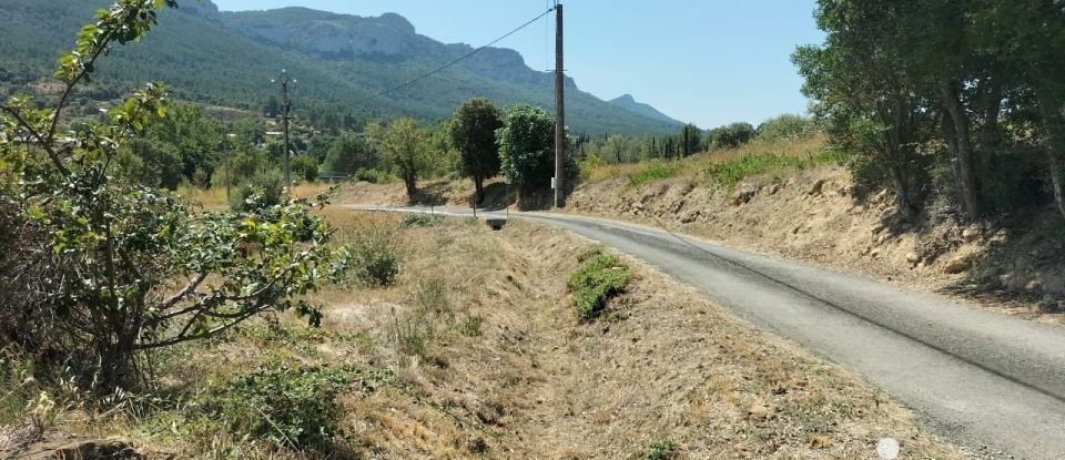 Terrain de 3 991 m² à Rouffiac-des-Corbières (11350)