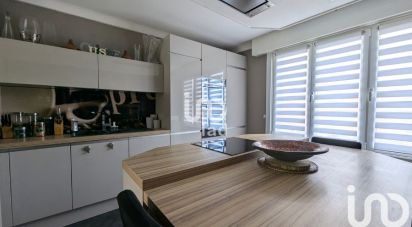 Maison 8 pièces de 125 m² à Villeneuve-d'Ascq (59650)