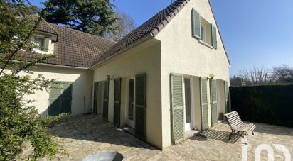 Maison traditionnelle 7 pièces de 165 m² à Vaux-sur-Seine (78740)