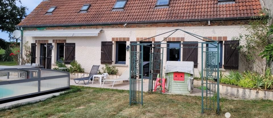 Maison 6 pièces de 146 m² à Chalmoux (71140)