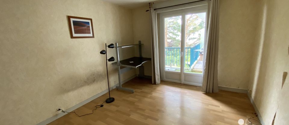 Appartement 4 pièces de 101 m² à Saint-Nazaire (44600)