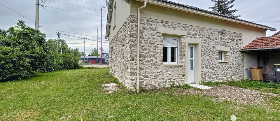 Maison traditionnelle 5 pièces de 95 m² à Dordives (45680)