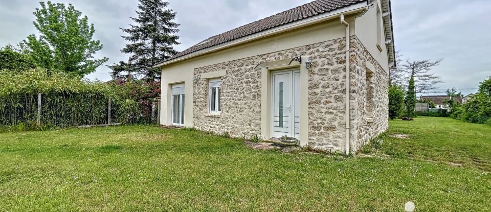 Maison traditionnelle 5 pièces de 95 m² à Dordives (45680)