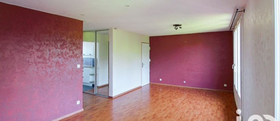 Apartment 4 rooms of 63 m² in Brie-Comte-Robert (77170)