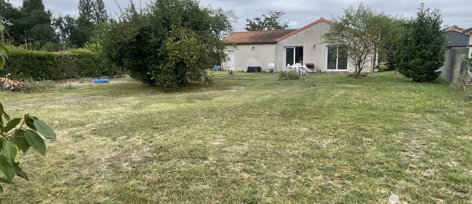 Maison 4 pièces de 84 m² à Naintré (86530)