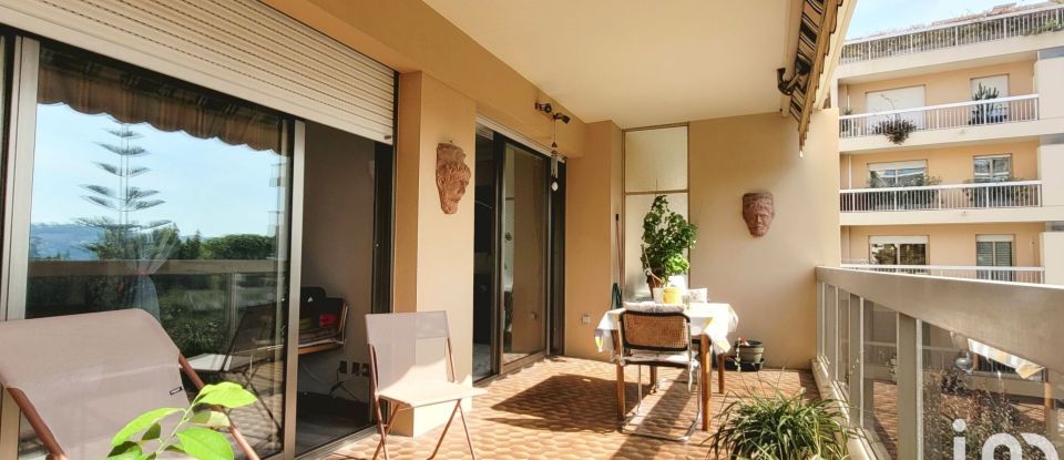 Appartement 4 pièces de 107 m² à Nice (06100)