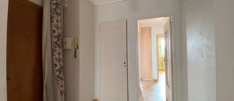 Appartement 4 pièces de 64 m² à Carpentras (84200)