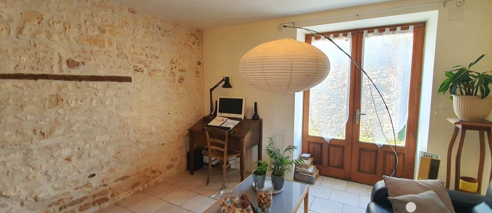 Longere 10 rooms of 260 m² in Les Pins (16260)