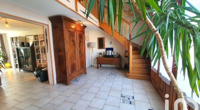 Longere 10 rooms of 260 m² in Les Pins (16260)