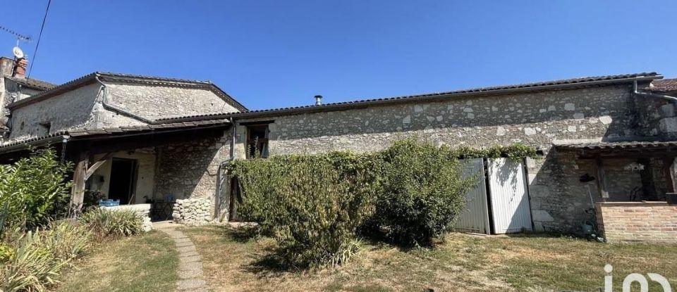 House 17 rooms of 410 m² in La Roquille (33220)