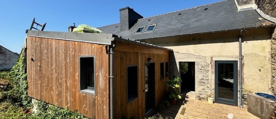 Maison traditionnelle 4 pièces de 88 m² à Port-Launay (29150)