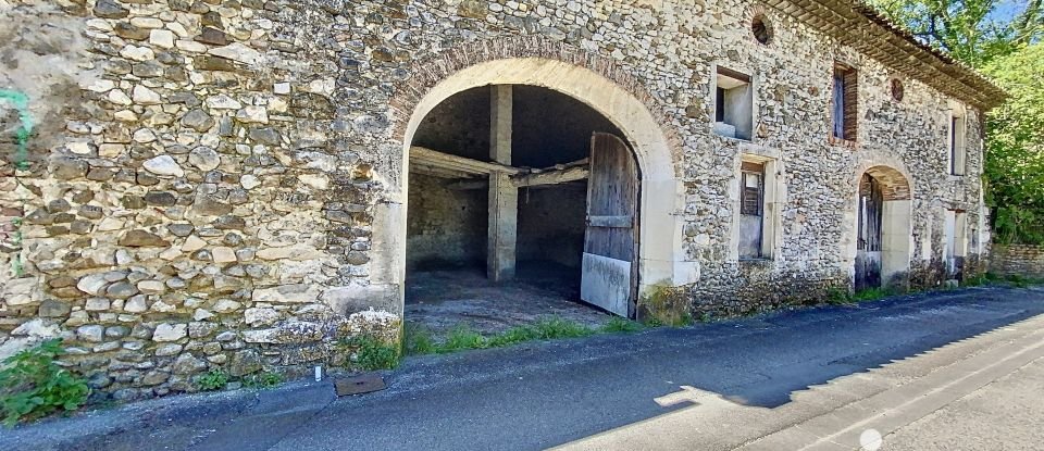 Barn conversion 1 room of 80 m² in Saint-Gervais-sur-Roubion (26160)