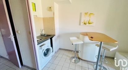 Appartement 1 pièce de 25 m² à La Londe-les-Maures (83250)