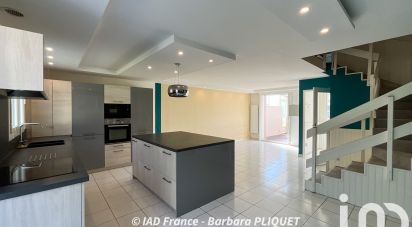 Maison 6 pièces de 105 m² à Montigny-le-Bretonneux (78180)