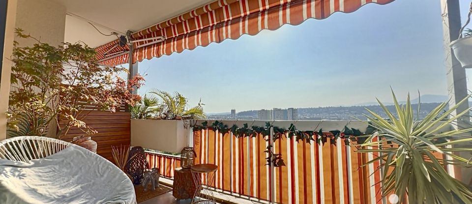 Appartement 3 pièces de 62 m² à Nice (06200)