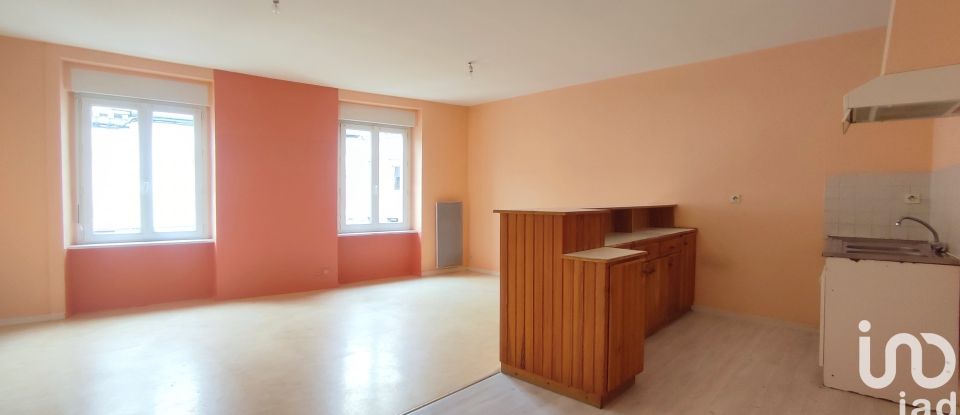 Town house 7 rooms of 135 m² in Saint-James (50240)