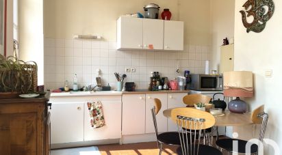 Appartement 3 pièces de 48 m² à Aix-en-Provence (13100)