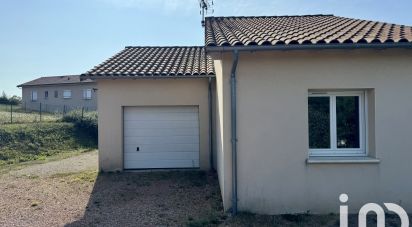 Maison 3 pièces de 75 m² à Saint-Santin (12300)