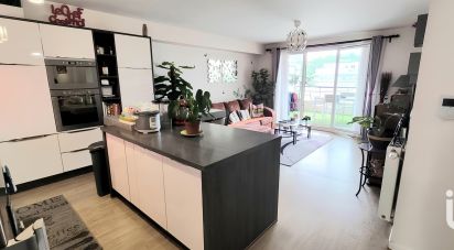 Appartement 4 pièces de 82 m² à Fleury-Mérogis (91700)