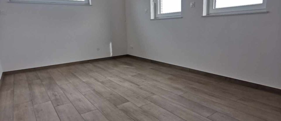 Maison 5 pièces de 178 m² à Labourse (62113)