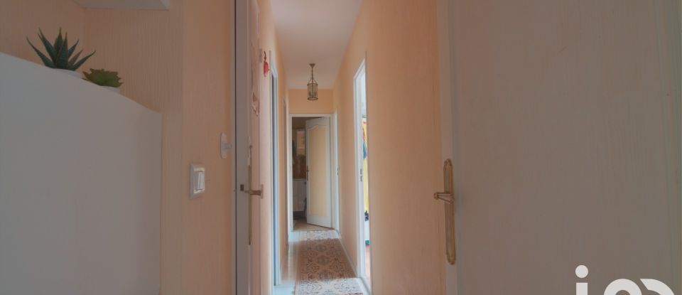 Apartment 3 rooms of 79 m² in Le Pré-Saint-Gervais (93310)