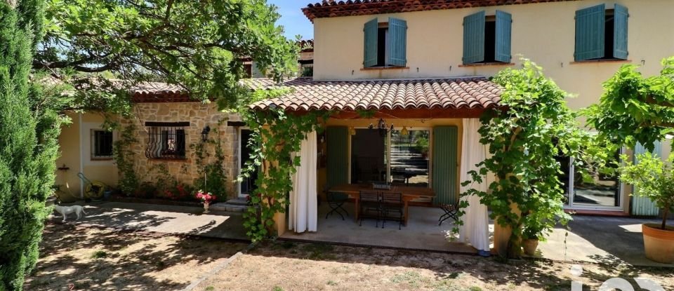 Maison 10 pièces de 330 m² à Draguignan (83300)