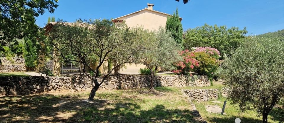 Maison 10 pièces de 330 m² à Draguignan (83300)