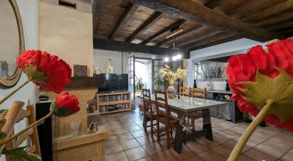 Maison 4 pièces de 195 m² à Montfrin (30490)