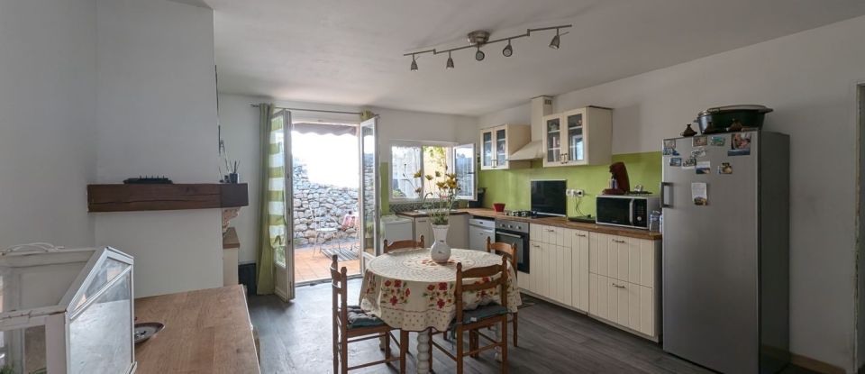 Maison 4 pièces de 195 m² à Montfrin (30490)