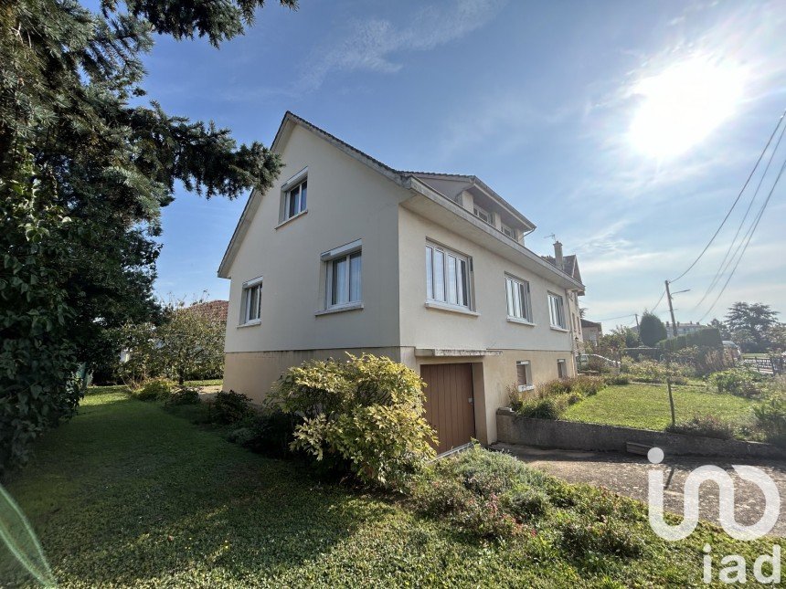 Maison 7 pièces de 138 m² à Chagny (71150)