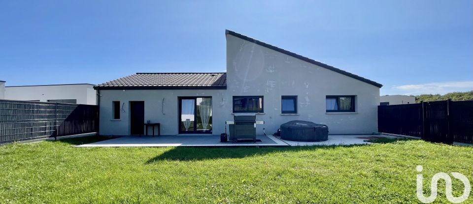 Maison 4 pièces de 97 m² à Valmont (57730)