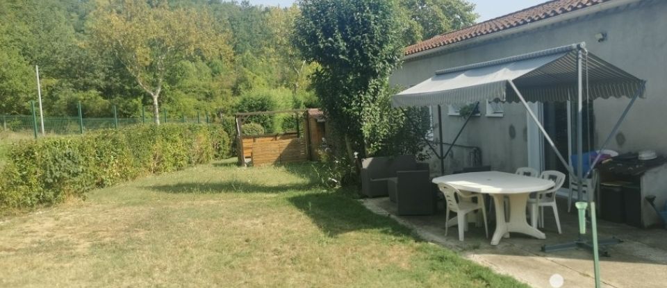 Pavilion 5 rooms of 80 m² in Villepinte (11150)