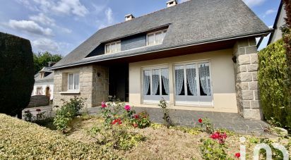 House 8 rooms of 135 m² in Plumieux (22210)