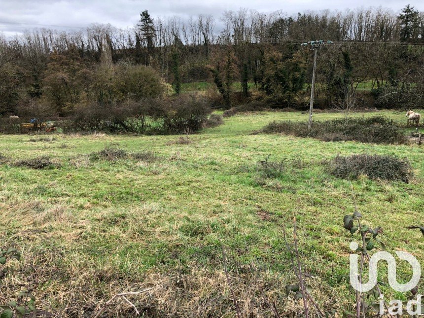 Terrain de 1 815 m² à Bissey-sous-Cruchaud (71390)