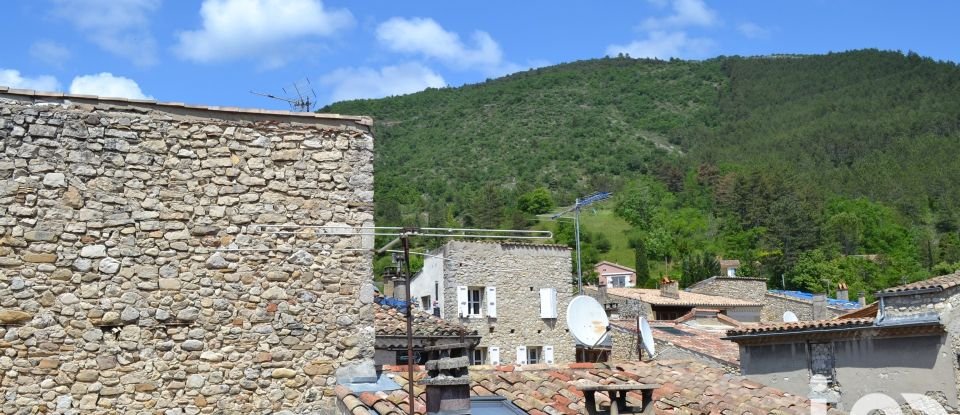 Village house 4 rooms of 92 m² in Saillans (26340)