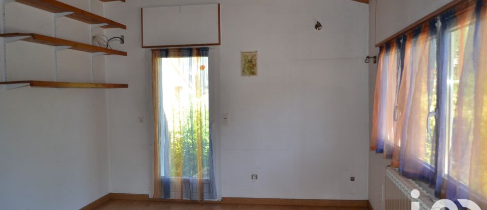 Village house 6 rooms of 133 m² in Espenel (26340)