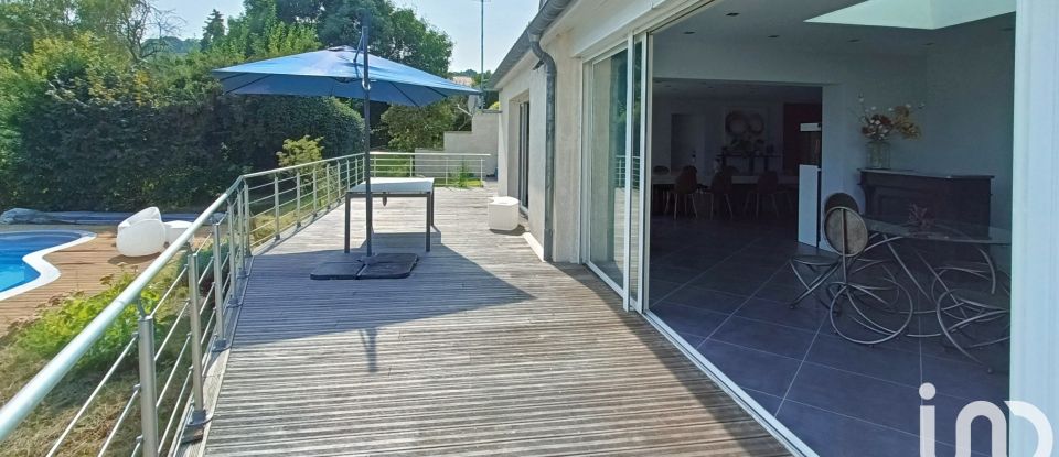 Maison d’architecte 8 pièces de 275 m² à Germigny (51390)