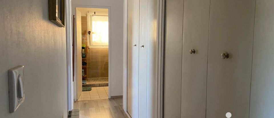 Appartement 4 pièces de 92 m² à Le Pradet (83220)