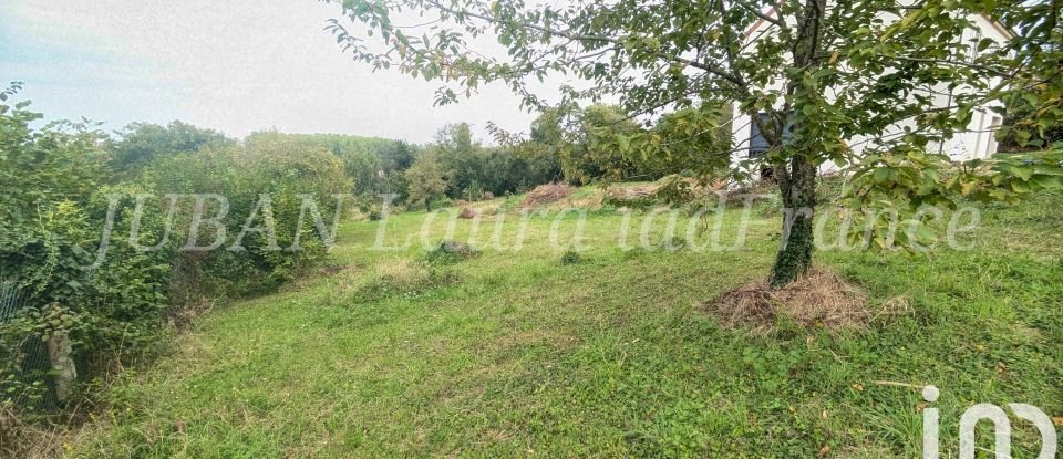 Terrain de 704 m² à Villeneuve-la-Guyard (89340)