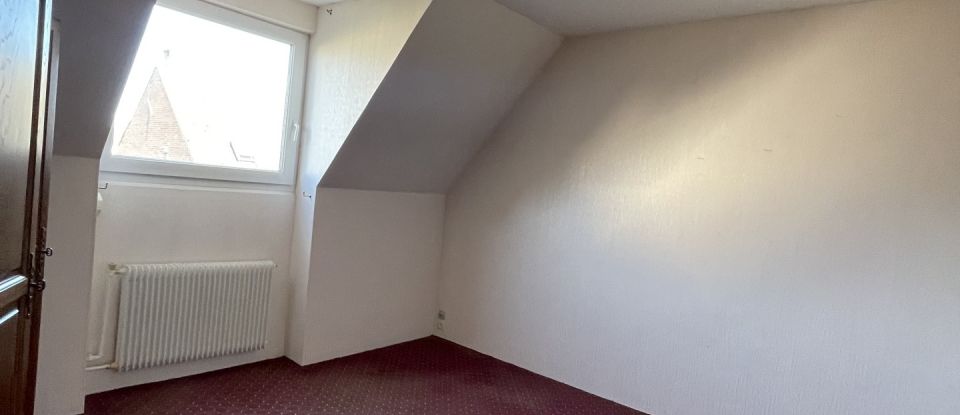 Maison 6 pièces de 111 m² à Courrières (62710)