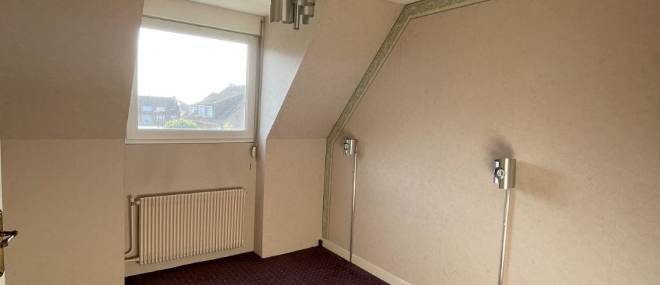 Maison 6 pièces de 111 m² à Courrières (62710)